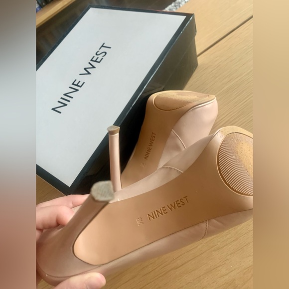 Nine West Nude Leather Pumps - Picture 5 of 5